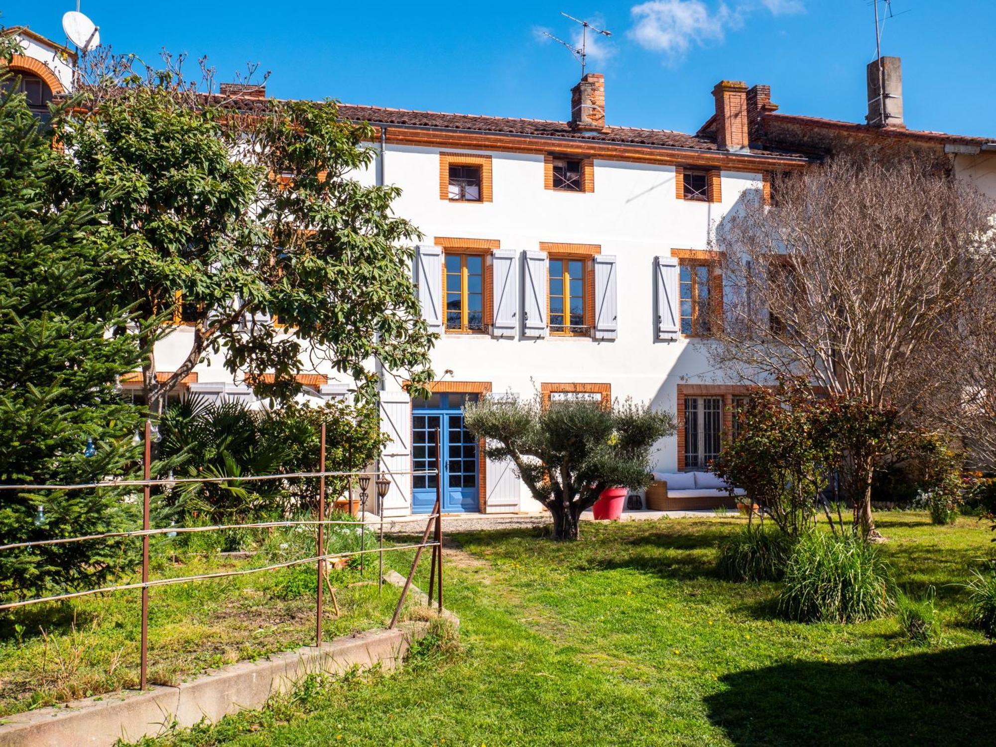 La Chambre Bleue Lezat-sur-Leze Exterior photo